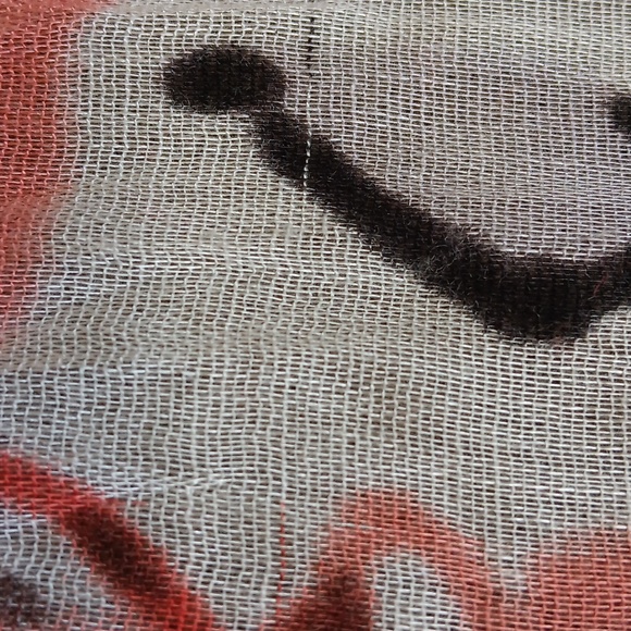 Spring ladies scarf/wrap - Picture 7 of 8